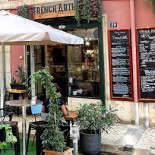 French Arth Exterior