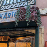 French Arth Exterior