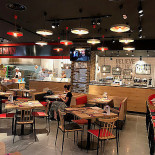 Pizza Hut Evora Plaza À l'intérieur