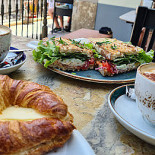 CafÉ Saudade Nourriture