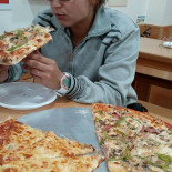 Maxi Pizza Nourriture