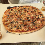 Maxi Pizza Nourriture
