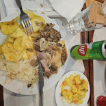 Cova Tropical Nourriture