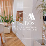 Marques E Coelho Dentro