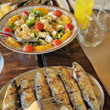 Borda Do Cais Comida