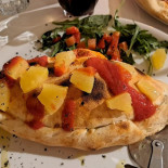 La Bruschetta Pizza Snack Comida