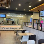 Kfc Ermesinde Dentro