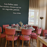 Areal Praia Restaurante Bar inside