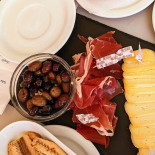 Café Duplex food
