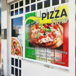 Pizza Time Exterior