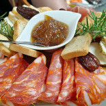 Cais Wine&tapas Nourriture