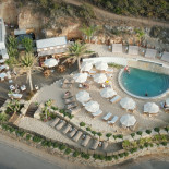 Edds Beach Exterior