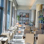 Colina À l'intérieur