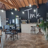 Tomik À l'intérieur
