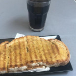 Café Elas food