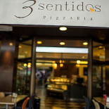 3 Sentidos Pizzaria inside