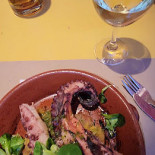 ChapitÔ À Mesa Nourriture