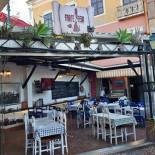 Madeirão Restaurante Bar-comércio De Vinhos E Bebidas Lda Extérieur