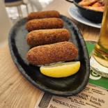 D’manuel Tavern Bebida