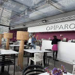 Opíparo À l'intérieur