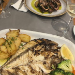Adris Nourriture