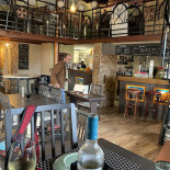 O Cais À l'intérieur