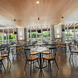 Café Caravela Inside