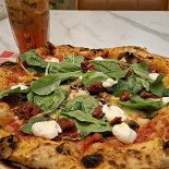 Encantus Pizzeria Comida