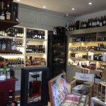 Garrafeira Empor Spirits Wine Dentro