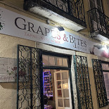 Grapes & Bites Exterior