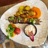 Moma Grill Comida