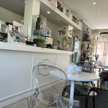 Confeitaria Tinoca Innen