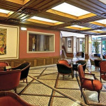 Lobby Sana Rex inside