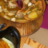 Alfama Cellar Comida