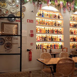 Sushi Town Dentro
