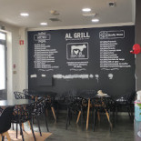 Al Grill À l'intérieur