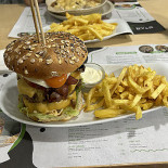 Starburger Nourriture