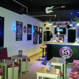 Sinner's À l'intérieur
