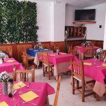 Breakfastaway Dentro