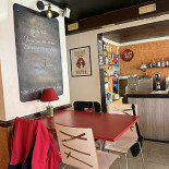 Charlie's Place À l'intérieur