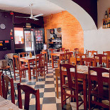 Taberna Do Bairro Alto À l'intérieur