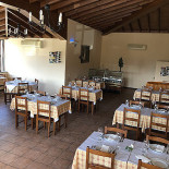 O Mariano À l'intérieur