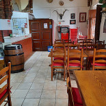 Tiborna Taberna Tapas À l'intérieur