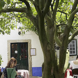 Pretensioso Exterior