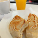 Pao Quente Villas Park Comida