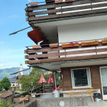Tahiti Exterior