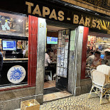 Tapas 52 Exterior