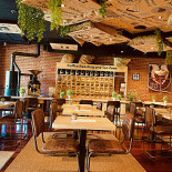 D-caffe Dentro