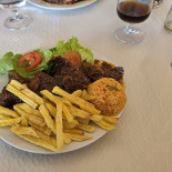 Dom Luis Nourriture