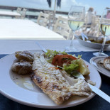 Pássaro Azul Comida
